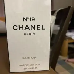 CHANEL N°19 パルファム 7.5ml