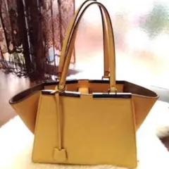 フェンディのハンドバック 大変な美品のサムネイル