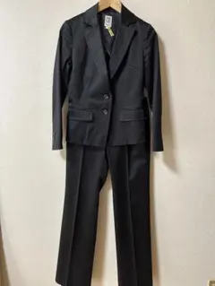 【美品】MK MICHEL KLEIN パンツスーツ　黒　40size