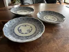 時代物 色絵草花紋 大皿 径約37.5cm 太明成化年製 初期古伊万里 有田焼 古伊万里 染付 蛸唐草 太明成化年製文 輪花型 七寸皿 - 生活骨董