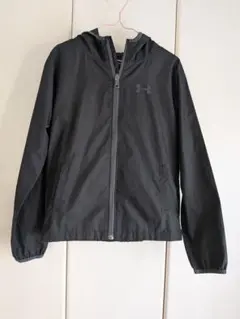 アンダーアーマー　ウインドブレーカー