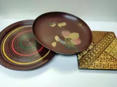 漆器☆菓子器☆皿☆まとめて３枚+1枚☆寄木細工/蒔絵柿図/独楽柄