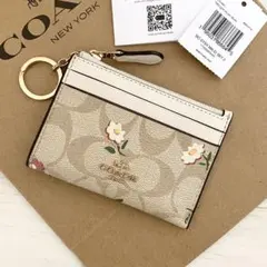 COACH】コーチ キーケース 6連 キーリング フラワー 花柄 ホワイト 白
