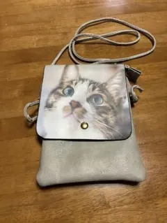 キジトラ猫 プリント ショルダーバッグ グレー　後ろポケット有り