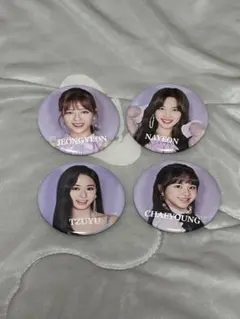 TWICE ミナ　缶バッジまとめ売り TWICE ミナ 公式 缶バッジ まとめ売り - メルカリ
