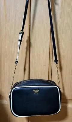 【お値下け中】サマンサタバサ ショルダーバッグ