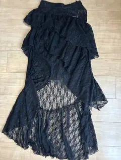 ブラックレースロングスカート フリル付き