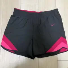 Nike Dri-FIT ショートパンツ Mサイズ ブラック/ピンク