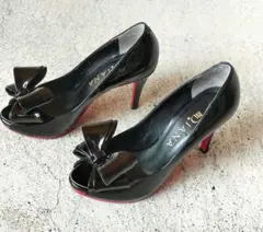 【美品】【DIANAダイアナ】 ブラックオープントゥハイヒール２２・５cm黒/赤