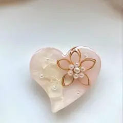 レジン ヘアゴム 桜 苺みるく◡̈♥︎ 花びら付き キーホルダー