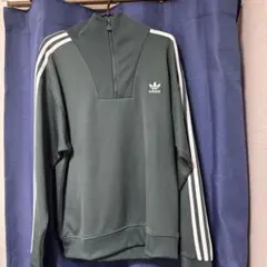 adidas トラックトップ