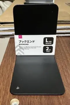 ダイソー　ブックエンド　L字型　2個セット✖️12個のサムネイル