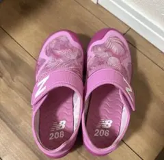 本日限定値下げ！ニューバランス キッズサンダル208 ピンク 20センチ