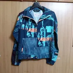 Under Armour グラフィックウィンドブレーカー SM