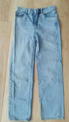 guストレートジーンズ