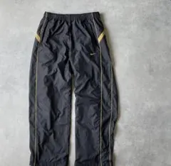 Nike ワイドパンツ 黒/金のサムネイル