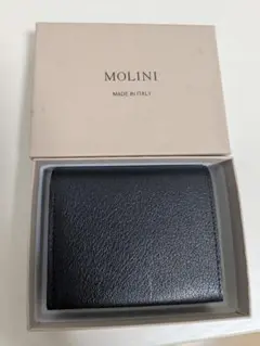 Molini モリニ シュリンクレザー 二つ折り財布 某メゾンも認める、最高級ゴートレザーを贅沢使い！｜雑誌Begin