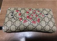 2026年最新】gucci 二つ折り財布 スネークの人気アイテム - メルカリ