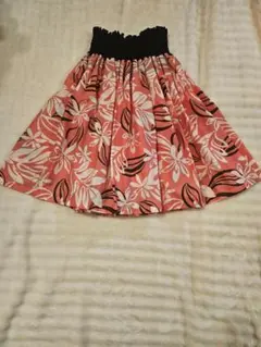 フラダンス用ピンク黒花柄スカート