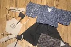 スリーコインズ　５月袴（青と白の幾何学模様）・金太郎　セット