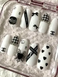 ハイブラ　ブランド　CHANEL 韓国　量産型　スナ系　ネイルチップ　現品