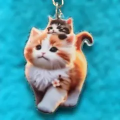 新品未使用 親子猫のアクリルキーホルダーです