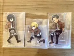 一番くじ　進撃の巨人　ミカサ、アルミン、マルコ　アクリルスタンド　1番くじ