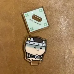 ちいかわ　ファンタジーなトレーディングアクリルスタンド　くりまんじゅう