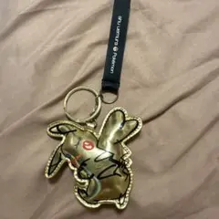 シュウウエムラ　ピカチュウキーホルダーのサムネイル