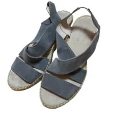 Item thumbnail for item a1318c5c-5e35-4d5b-80f0-5b3323d3ef5f