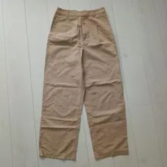 UNIQLO　ベージュ チノパン