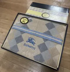 未使用品　Burberrys バーバリー　ホースロゴ刺繍　タオルケットBB408