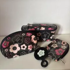 MARY QUANT フラワーポーチ3点セット