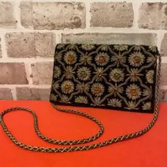 Item thumbnail for item 553c9d26-46b5-4856-bdd8-c9035325ac7f