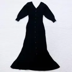 2025年式　高年式　美品　スナイデル　ニットワンピース　七分袖　ブラック