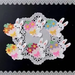 いちご　うさぎ　折り紙ハンドメイド　折り紙リース　折り紙メダル　メッセージカード いちご うさぎ 折り紙ハンドメイド 折り紙リース 折り紙メダル