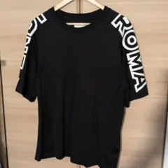 FENDI フェンディROMA Tシャツ オシャレビッグロゴ ブラックのサムネイル