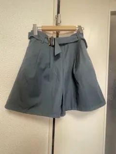 グリーン M ショートパンツ ベルト付き