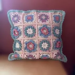 ハンドメイド　クッションカバー 手編み　かぎ針　フェリシモ