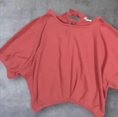 コーラルピンク リボン付きオフショルダー