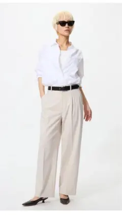 タグ付き新品 ユニクロ タックワイドパンツ ナチュラル S ③