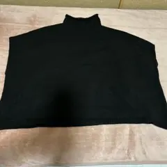 ブラックタートルネックノースリーブセーター
