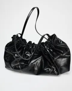 【美品】ZARA ザラ　チャーム付きギャザートートバッグ　ブラックのサムネイル