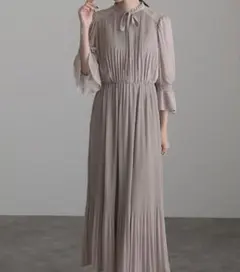 PourVous ショルダーレース切り替えシフォンプリーツワンピース