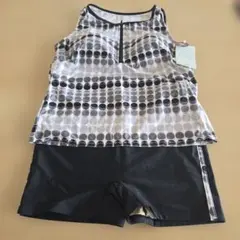 【19号LL 】スポーツ水着 レディース セパレート （新品）のサムネイル