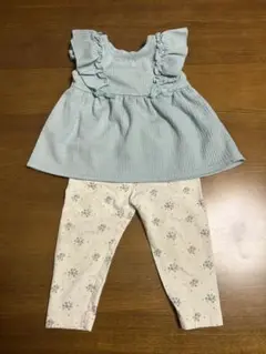 水色フリルトップスと花柄レギンスセット　80