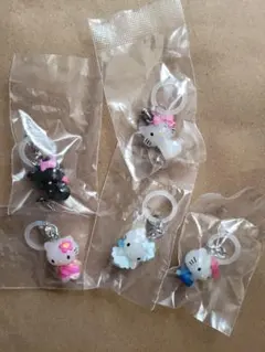 サンリオめじるしアクセサリー　ハローキティ アクリルキーホルダー 5個セット