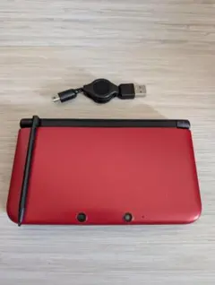 ニンテンドー3DSLL　レッド×ブラック　充電ケーブル　タッチペン