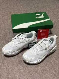 PUMA スニーカー ホワイト 24cm
