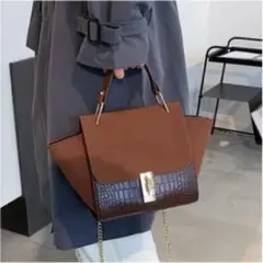 レザー　バッグ　合皮型押し　チェーン ショルダーバッグ　ハンドバッグ　韓国